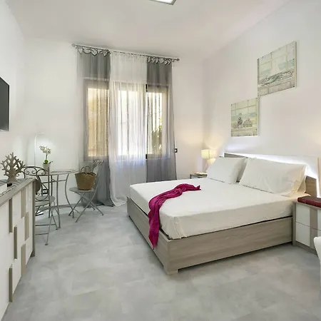 Flower Πανσιόν 4*