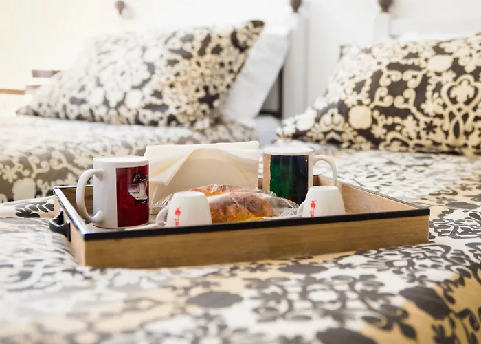 Flower בית הארחה